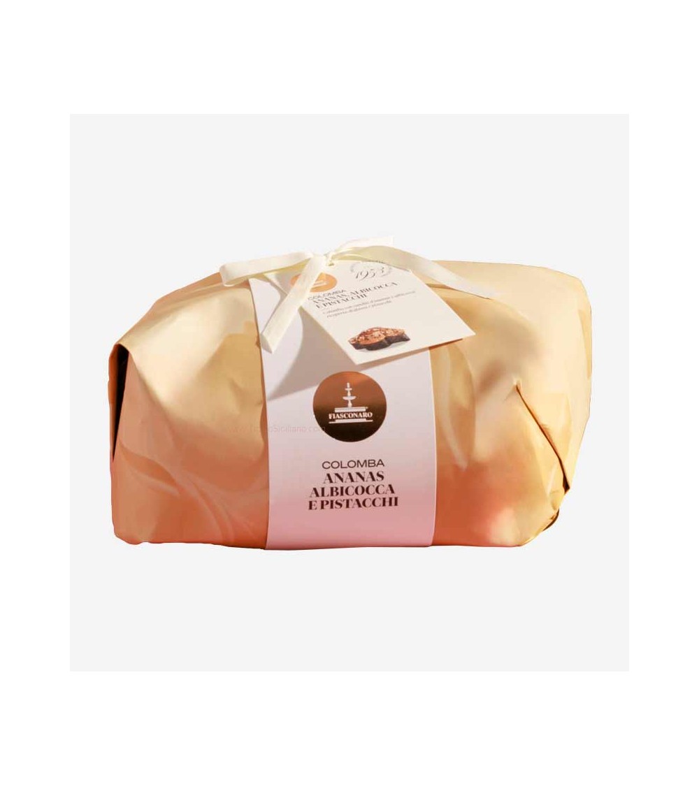 Colomba ananas e albicocca Fiasconaro